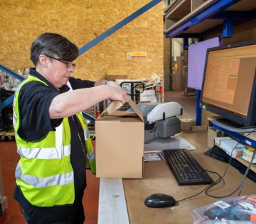 Green Fulfilment Employee Packing